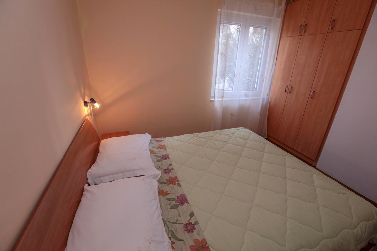Apartments Mama Rogoznica  Buitenkant foto