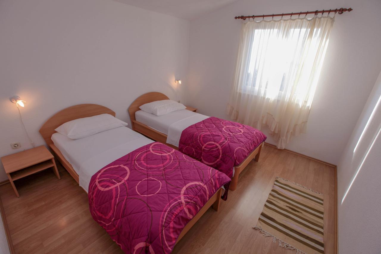 Apartments Mama Rogoznica  Buitenkant foto